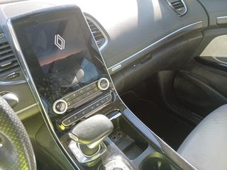 Renault Espace Initiale Paris Blue dCi 139 kW (190 CV) EDC