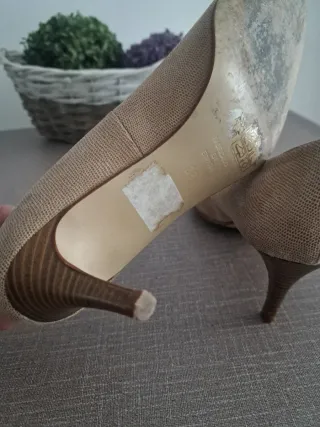 Zapato Piel tacon bajo