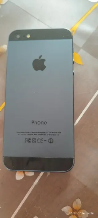 Apple iPhone 5 Space Gray