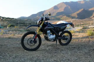 Rieju mrt pro 125 black edition