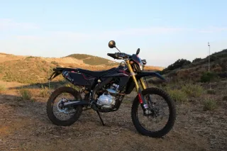 Rieju mrt pro 125 black edition