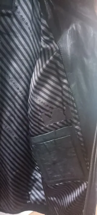 Chaqueta de cuero Negra