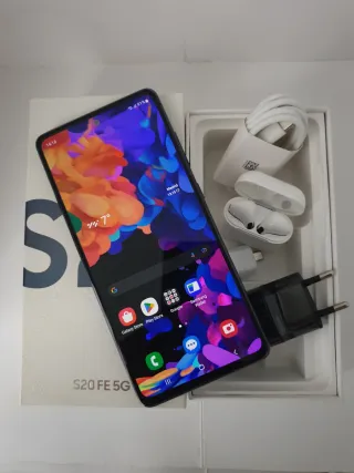 SAMSUNG GALAXY S20 FE 5G 128GB 6GB RAM REGALOS