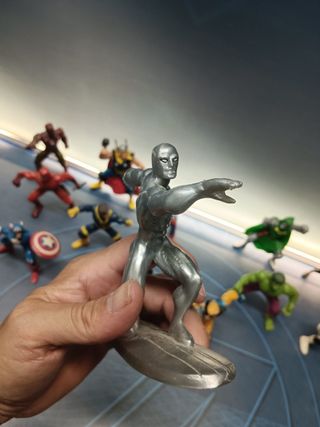 Superhéroes Marvel. 13 figuras PVC Yolanda y Comansi.