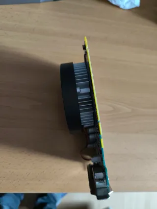 Nvidia GeForce GTX 750 2GB Tarjeta Gráfica