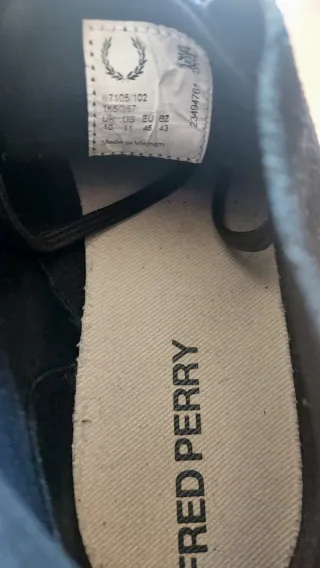 Botín Serraje Fred Perry Negro