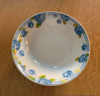 Servizio 13 pezzi per 4 persone + insalatiera