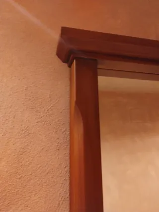 Espejo grande de madera maciza. Nuevo.