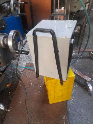 Calefactor Caefactor Gris con Base Amarilla