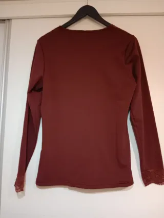 Camiseta Ysabel Mora granate encaje manga larga XL