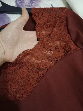 Camiseta Ysabel Mora granate encaje manga larga XL