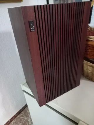 Tocadiscos Emerson Marrón