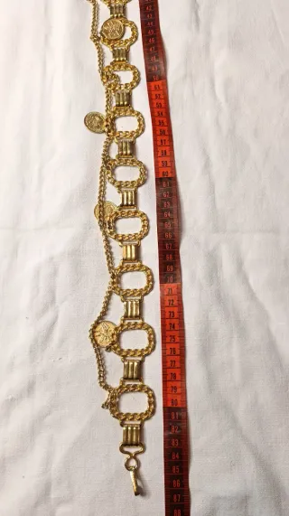 Cinturón vintage dorado hecho en Italia