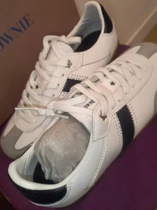 Zapatillas Brownie Blancas y Grises