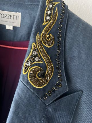 Chaqueta FORZETTI S/36 Azul con Bordados Dorados