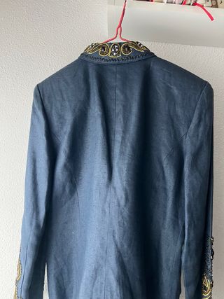 Chaqueta FORZETTI S/36 Azul con Bordados Dorados