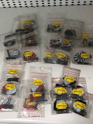 Lote 81 plumas + 81 cañas dimplex para dardos