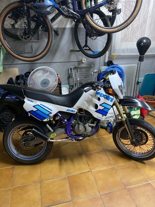 Derbi senda r SM (de serie)
