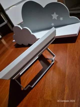 Mensola cameretta a forma di nuvola