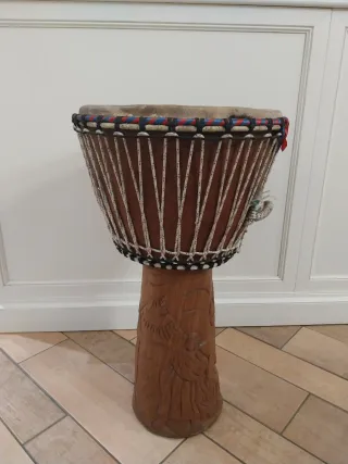 Tamburo Djembe Africano Legno Intagliato