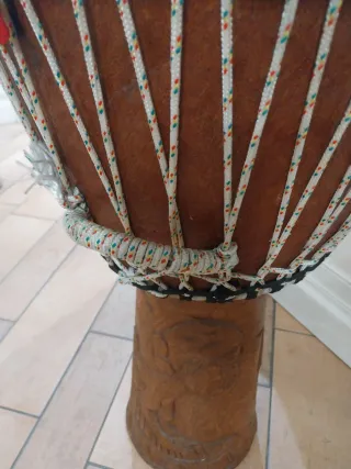 Tamburo Djembe Africano Legno Intagliato