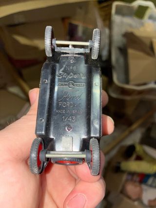 Colección Coches Clásicos Escala 1:48