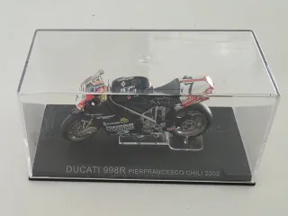 Ducati 998R Pierfrancesco Chili 2002 1:24