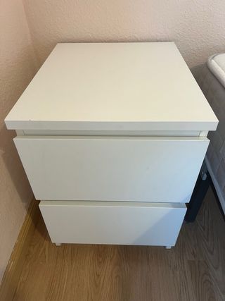 2 Comodini IKEA Bianchi e 1 Comodino IKEA