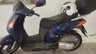 Moto Vespa Azul Scooter Automática