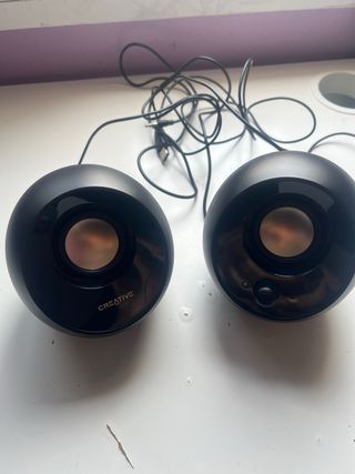 Altavoces Negros