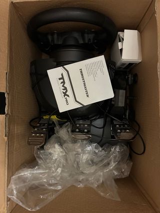 Thrustmaster TMX PRO Volante y Pedales