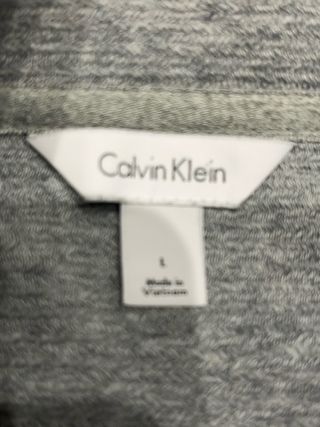 Maglione Calvin Klein uomo grigio.