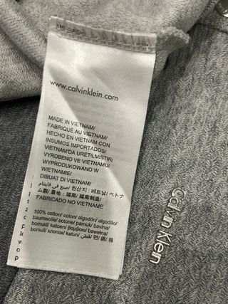 Maglione Calvin Klein uomo grigio.