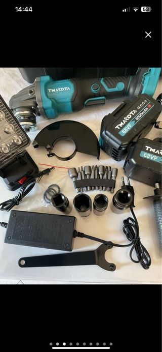 Kit da lavoro 4in1 con 3 batterie da 68 V