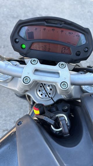 Ducati Monster 696 Naked Manual