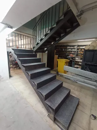 Cerrajería ,soldador ,fabricación y reparación