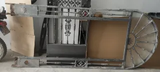 Puerta de forja artesanal