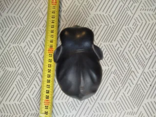 Figura de elefante en madera maciza de ebano.