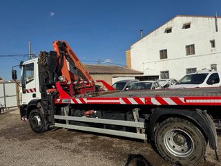 Camión Pluma, porta vehículos