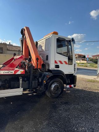 Camión Pluma, porta vehículos