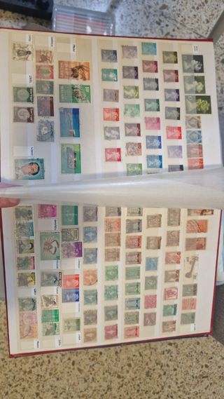 Álbum de sellos completo para coleccionistas