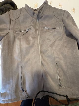 Cazadora tipo perfecto gris