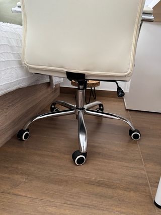 Silla de escritorio piel sintética blanca