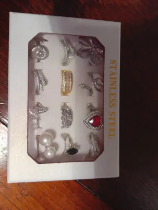 Lotto anelli diversi quasi tutti regolabili