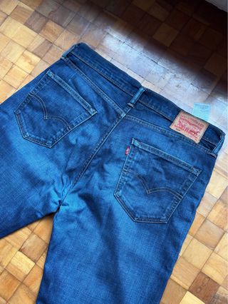 Pantalones Levi's W32