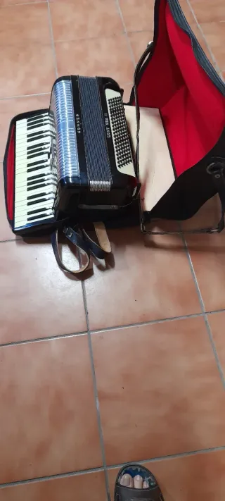 Acordeón HOHNER CONTESSA II