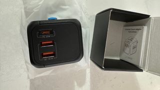 Adaptador de Viaje Universal