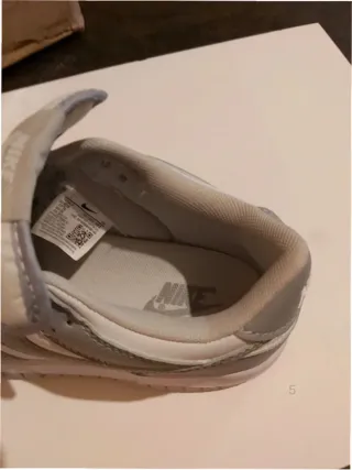 Nike Dunk Low Gris Talla 38