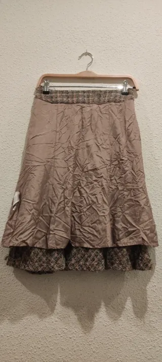 Falda evasé corta de tweed