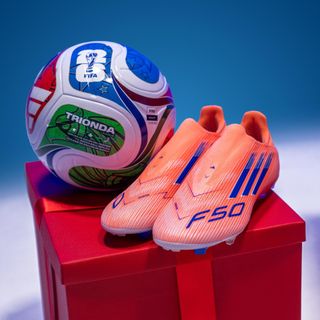 Botas de fútbol F50 League Laceless FG/MG Adulto Naranja